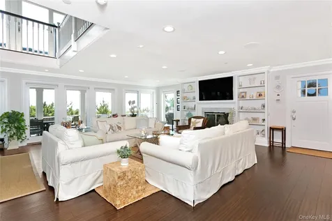 879 Oceanfront Long Beach NY 11561