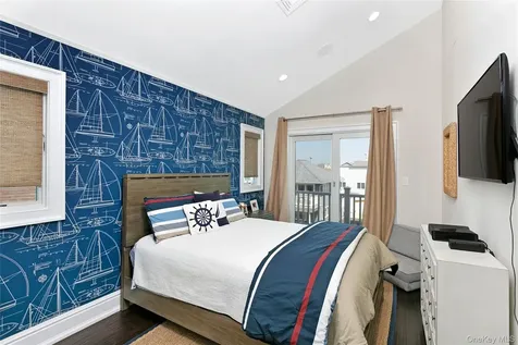 879 Oceanfront Long Beach NY 11561