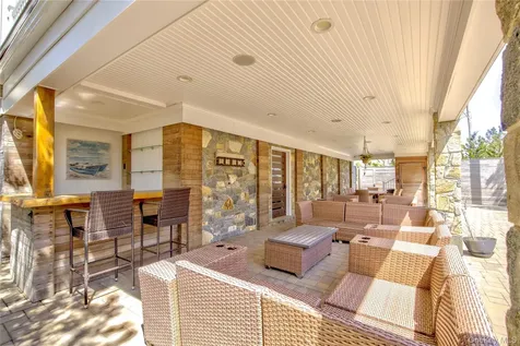 879 Oceanfront Long Beach NY 11561