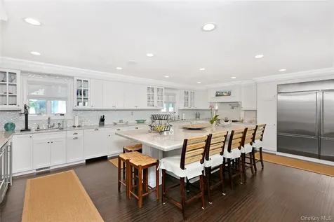 879 Oceanfront Long Beach NY 11561