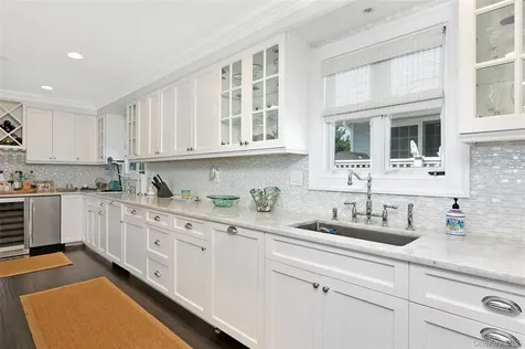 879 Oceanfront Long Beach NY 11561