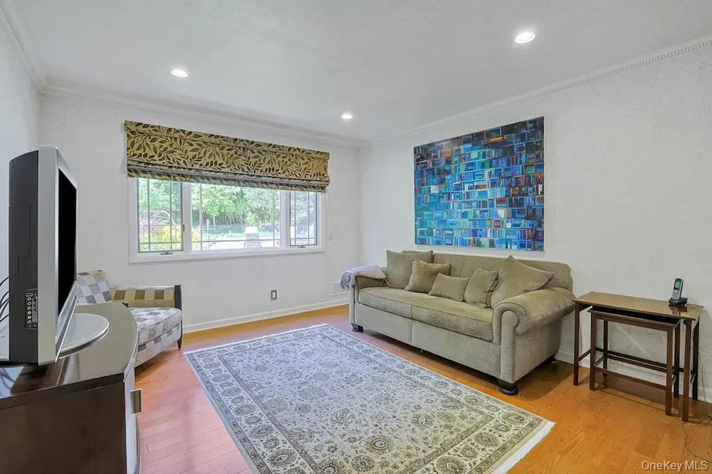1 Rock Hill Lane Scarsdale NY 10583