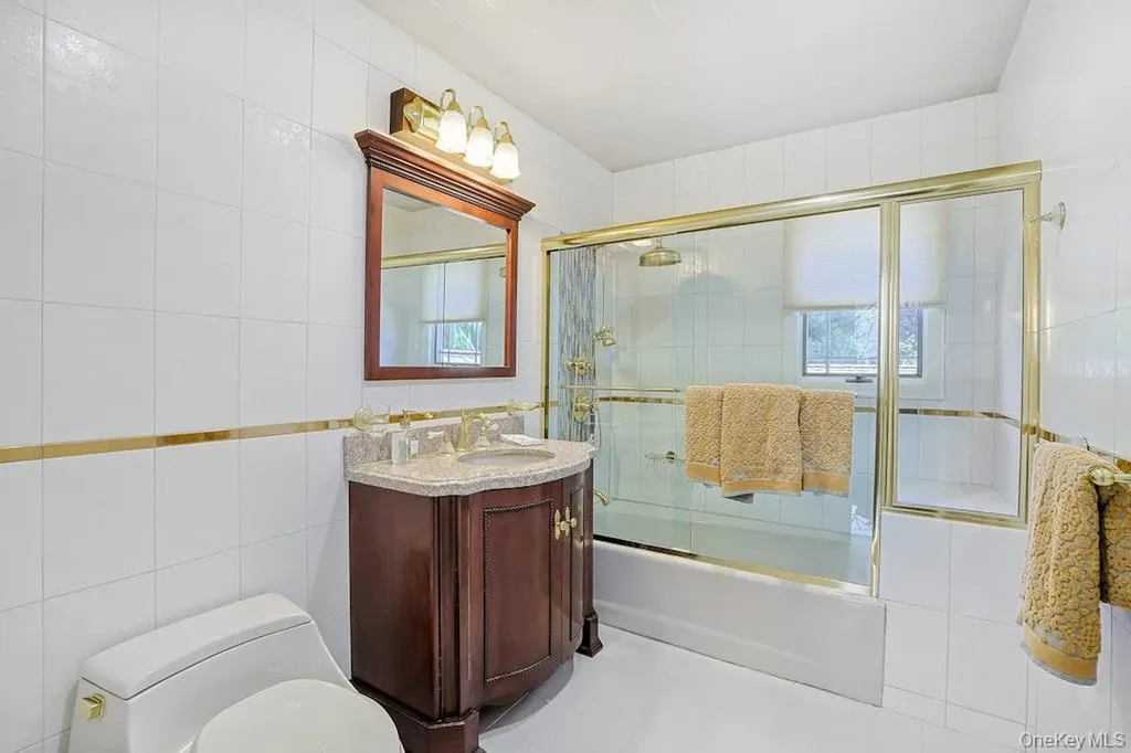1 Rock Hill Lane Scarsdale NY 10583