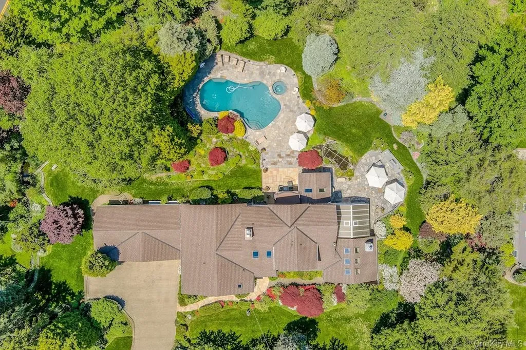 1 Rock Hill Lane Scarsdale NY 10583
