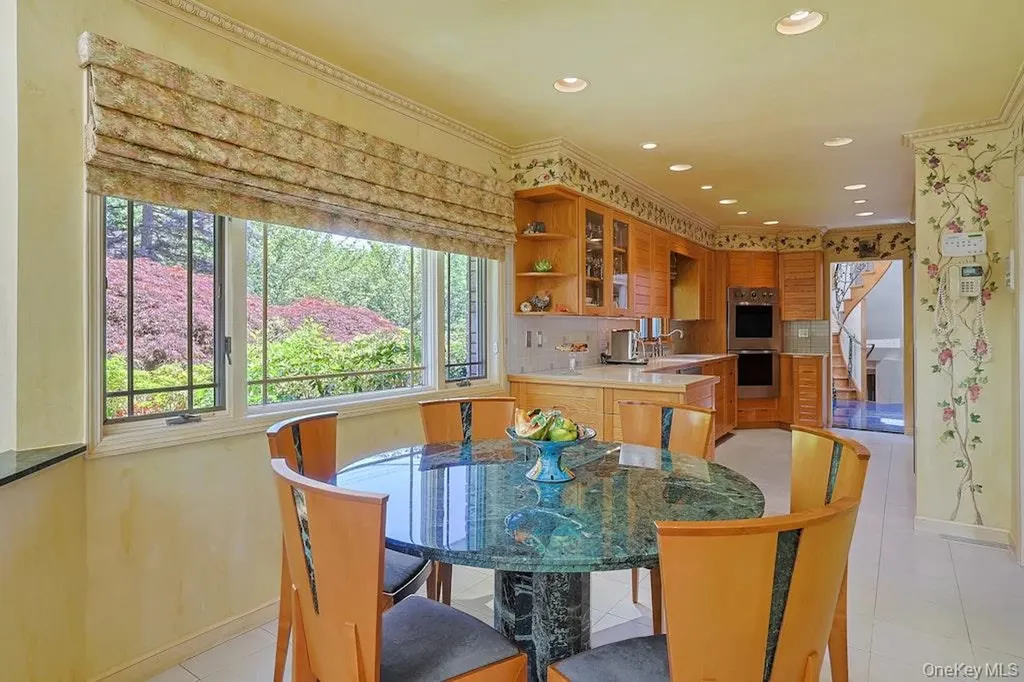 1 Rock Hill Lane Scarsdale NY 10583