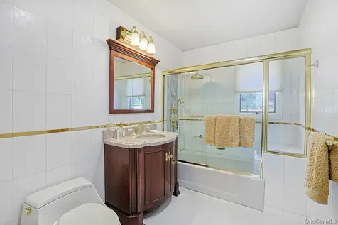 1 Rock Hill Lane Scarsdale NY 10583