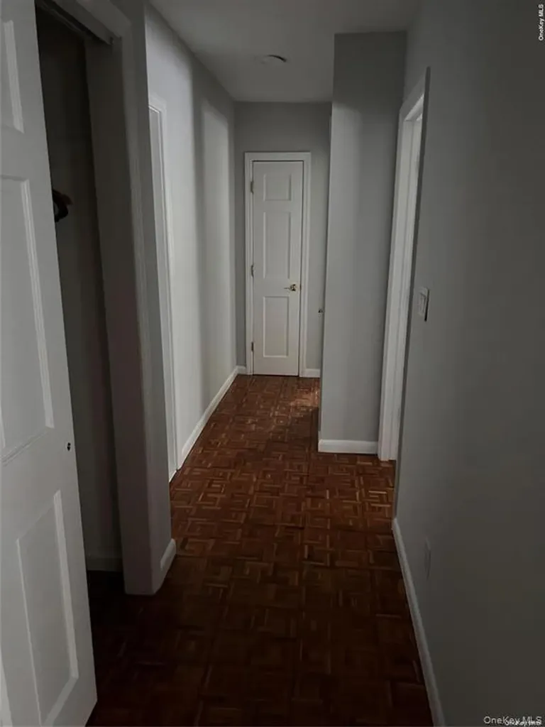 80 Ellen Street Bethpage NY 11714