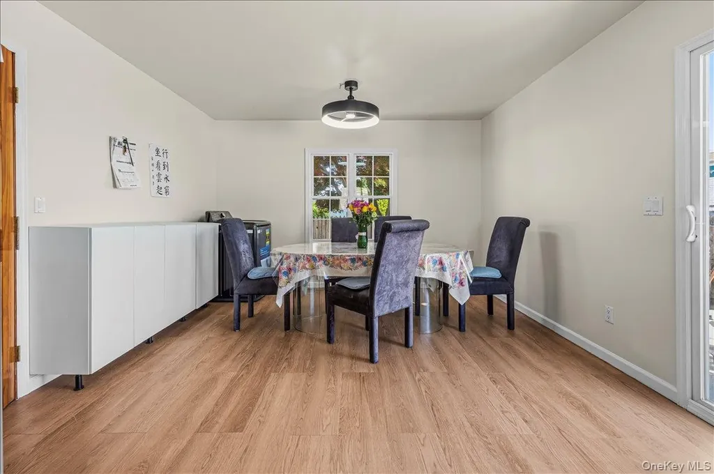 109 Gordon Avenue Westbury NY 11590