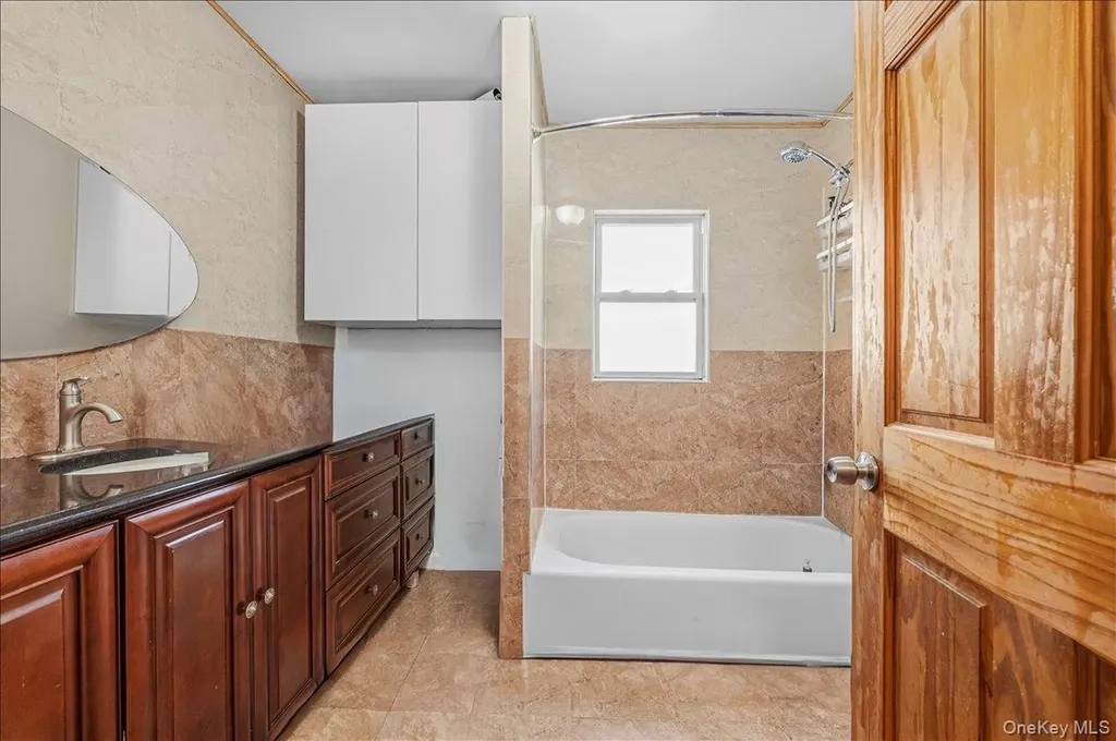 109 Gordon Avenue Westbury NY 11590