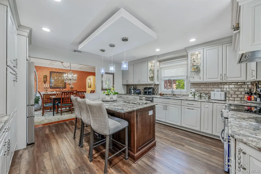193 Dix Hills Road Dix Hills NY 11746