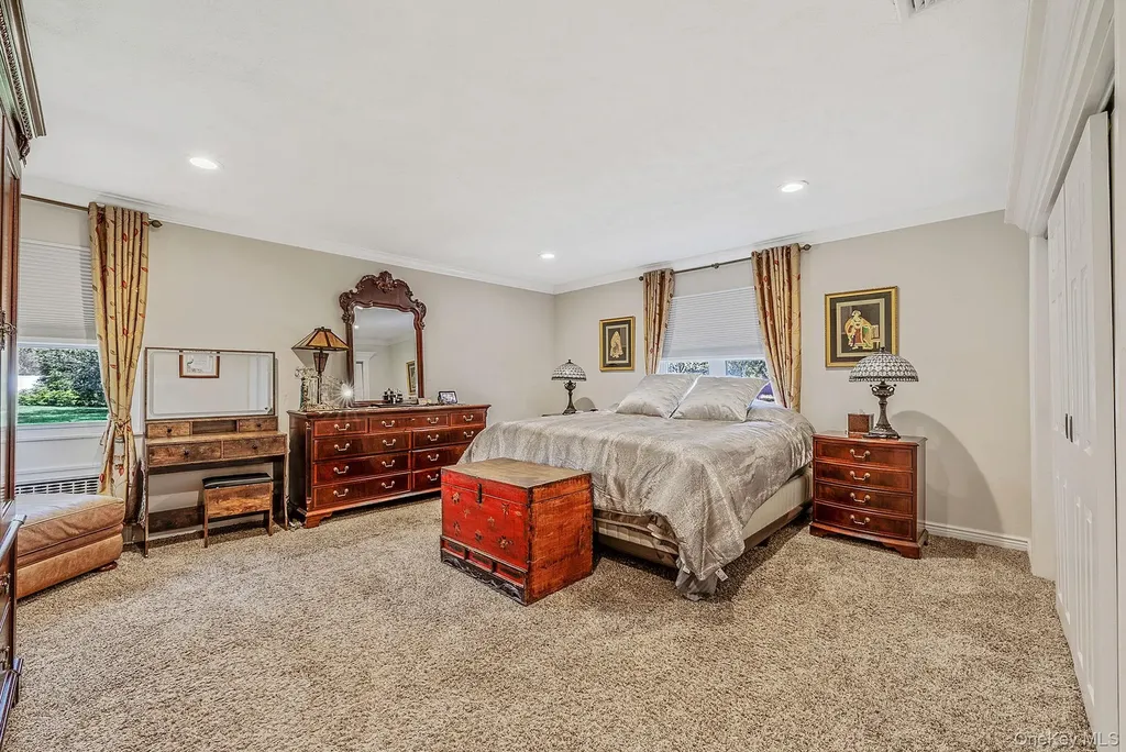193 Dix Hills Road Dix Hills NY 11746
