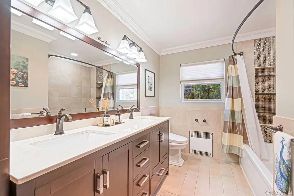 193 Dix Hills Road Dix Hills NY 11746