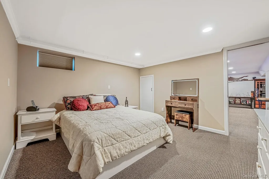 193 Dix Hills Road Dix Hills NY 11746