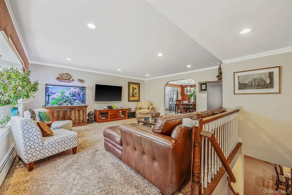 193 Dix Hills Road Dix Hills NY 11746