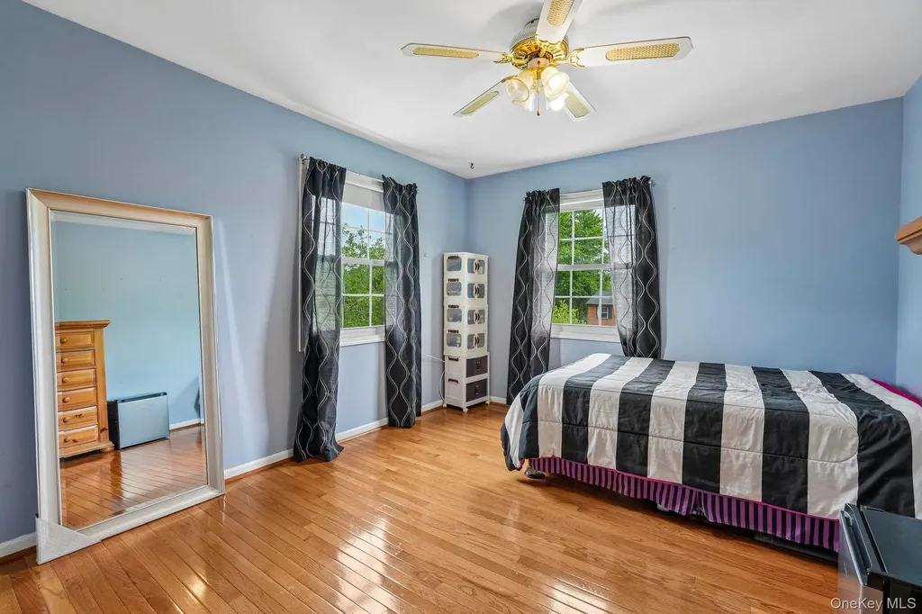 12 Buttermilk Drive New Windsor NY 12553