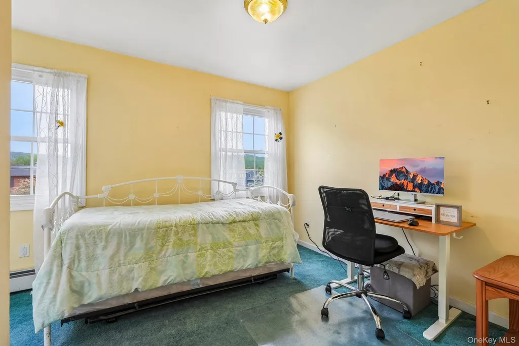 12 Buttermilk Drive New Windsor NY 12553
