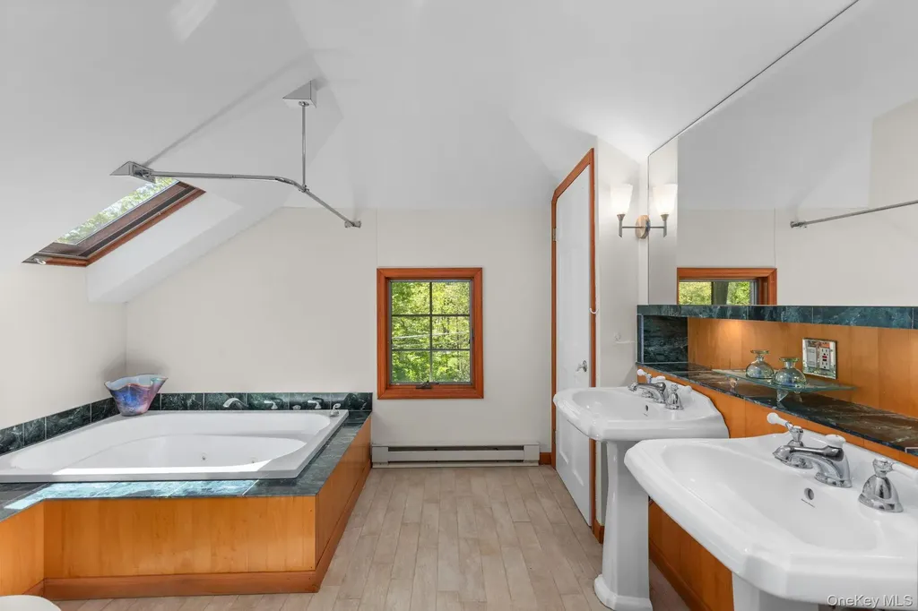 122 Dutchess Drive Holmes NY 12531