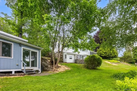 122 Dutchess Drive Holmes NY 12531
