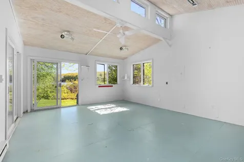 122 Dutchess Drive Holmes NY 12531