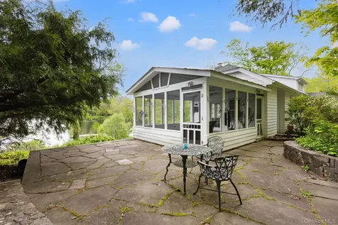 122 Dutchess Drive Holmes NY 12531