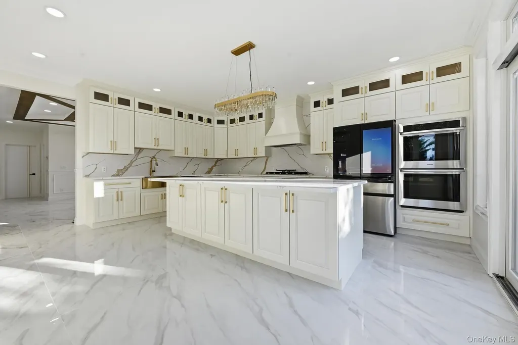 51 Sobro Avenue Valley Stream NY 11580
