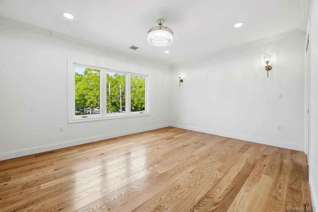 51 Sobro Avenue Valley Stream NY 11580