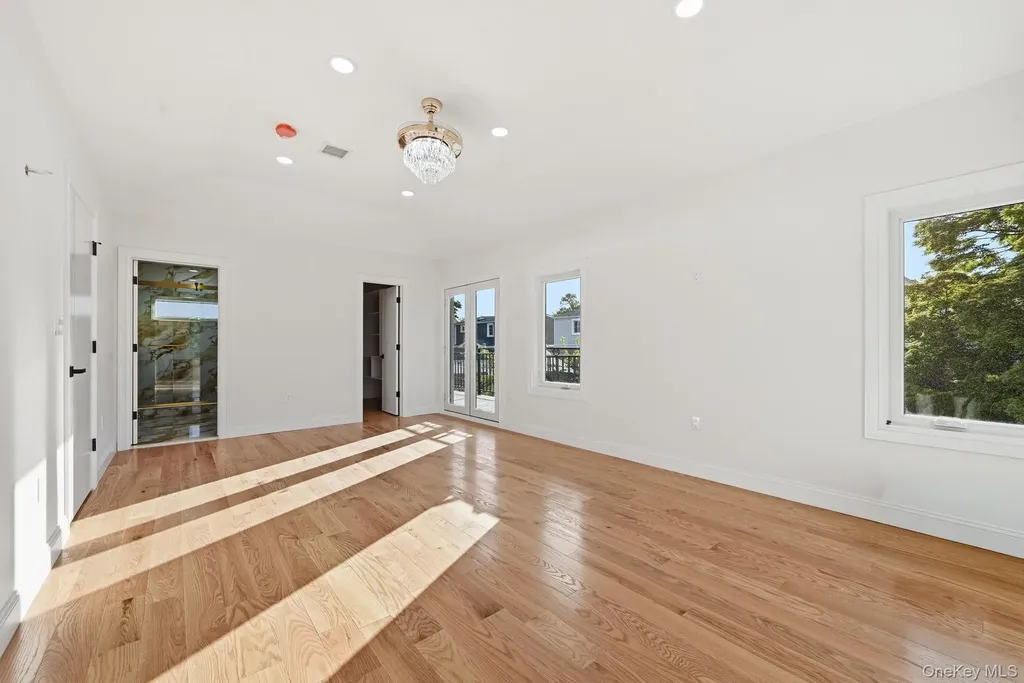 51 Sobro Avenue Valley Stream NY 11580