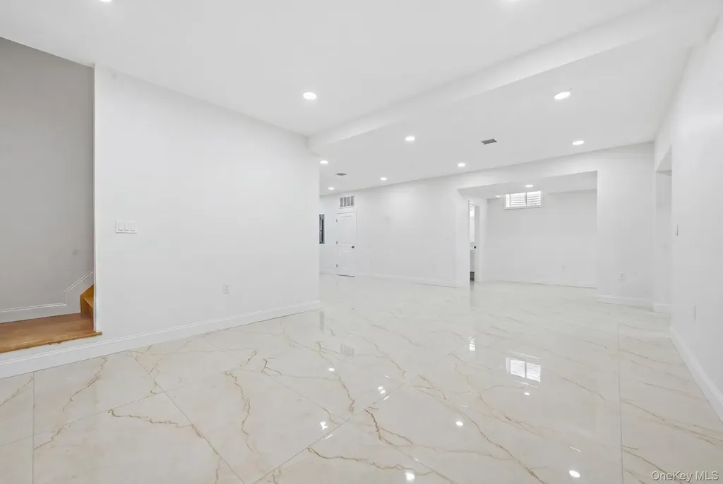 51 Sobro Avenue Valley Stream NY 11580