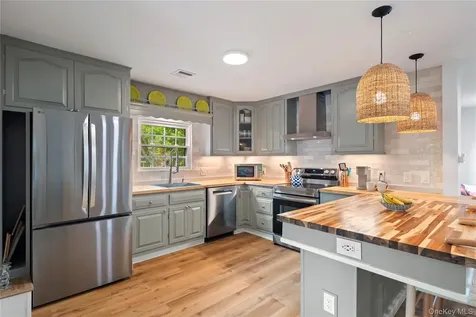 6 E Belvedere Street Cold Spring NY 10516