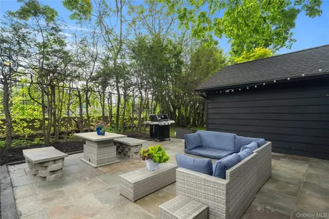 6 E Belvedere Street Cold Spring NY 10516