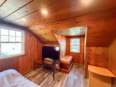 23 Caywood Place Hyde Park NY 12538