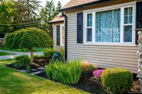 23 Caywood Place Hyde Park NY 12538
