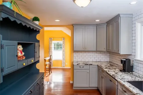23 Caywood Place Hyde Park NY 12538