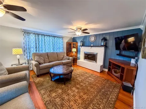 23 Caywood Place Hyde Park NY 12538