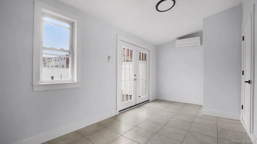 2738 Miles Avenue Bronx NY 10465