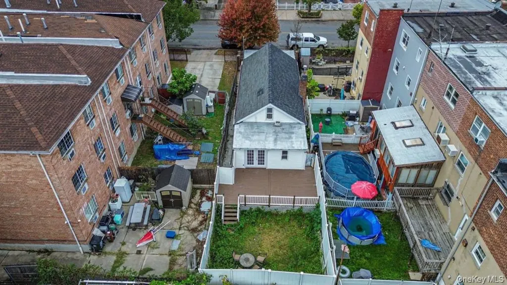 2738 Miles Avenue Bronx NY 10465