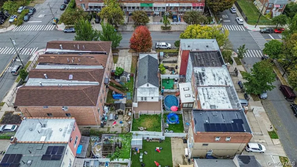 2738 Miles Avenue Bronx NY 10465