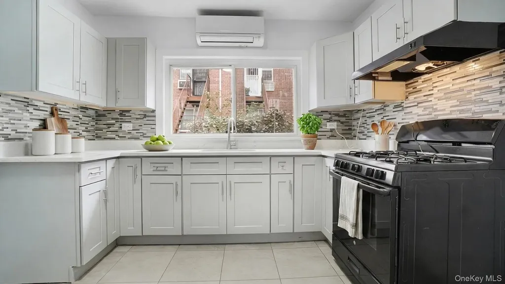 2738 Miles Avenue Bronx NY 10465