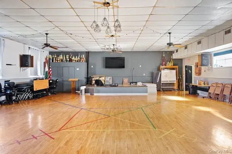 343 Jerusalem Avenue Hicksville NY 11801