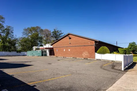343 Jerusalem Avenue Hicksville NY 11801