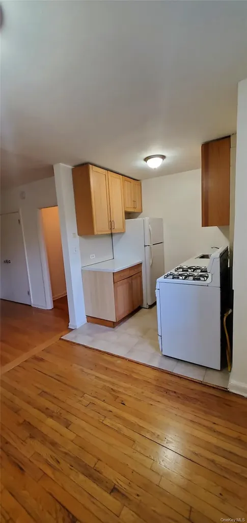 102-35 64th Road Forest Hills NY 11375