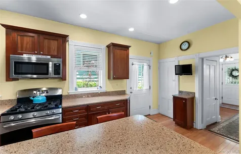 35 4th Avenue Nyack NY 10960