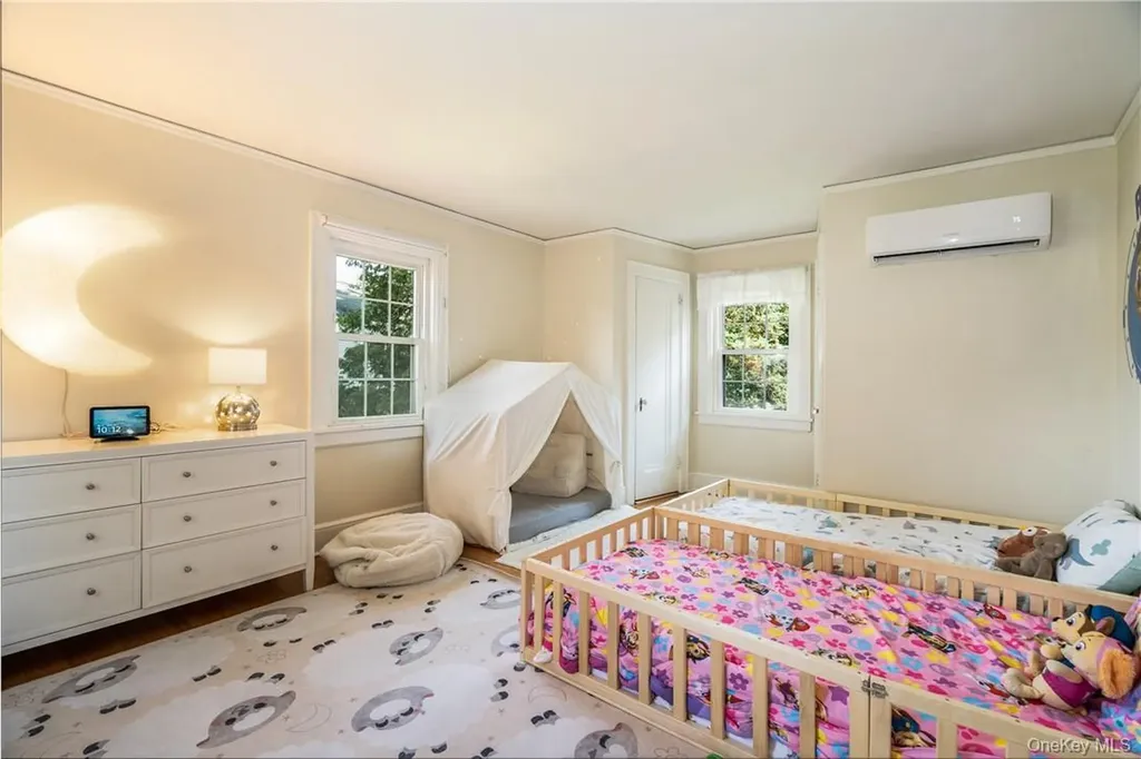 19 Hamilton Road Scarsdale NY 10583