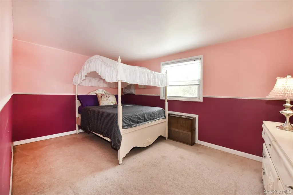 916 Center Drive Franklin Square NY 11010