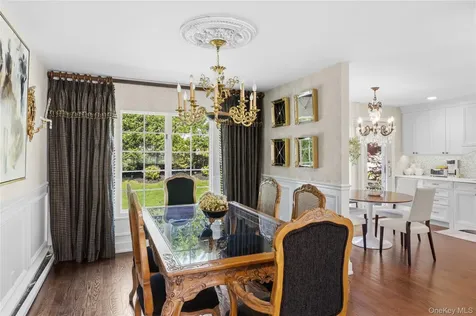 77 Lake Drive Manhasset Hills NY 11040