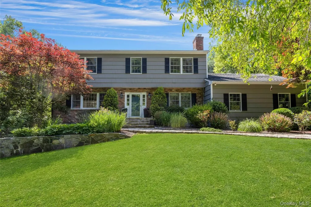 17 Byram Lake Road Armonk NY 10504