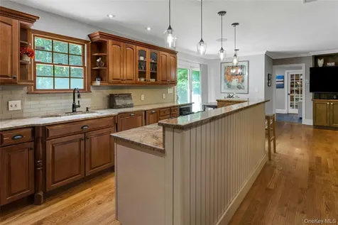 17 Byram Lake Road Armonk NY 10504