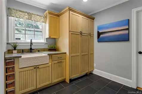 17 Byram Lake Road Armonk NY 10504