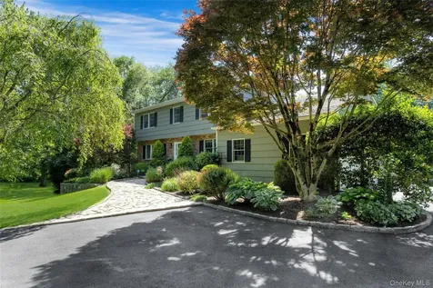 17 Byram Lake Road Armonk NY 10504