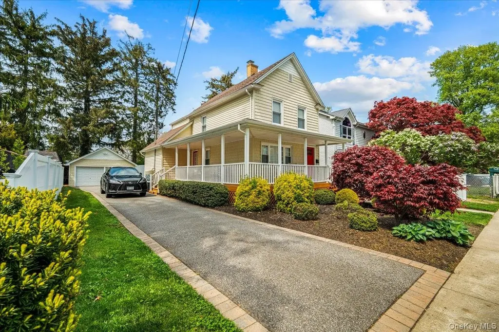 77 Scudder Avenue Copiague NY 11726